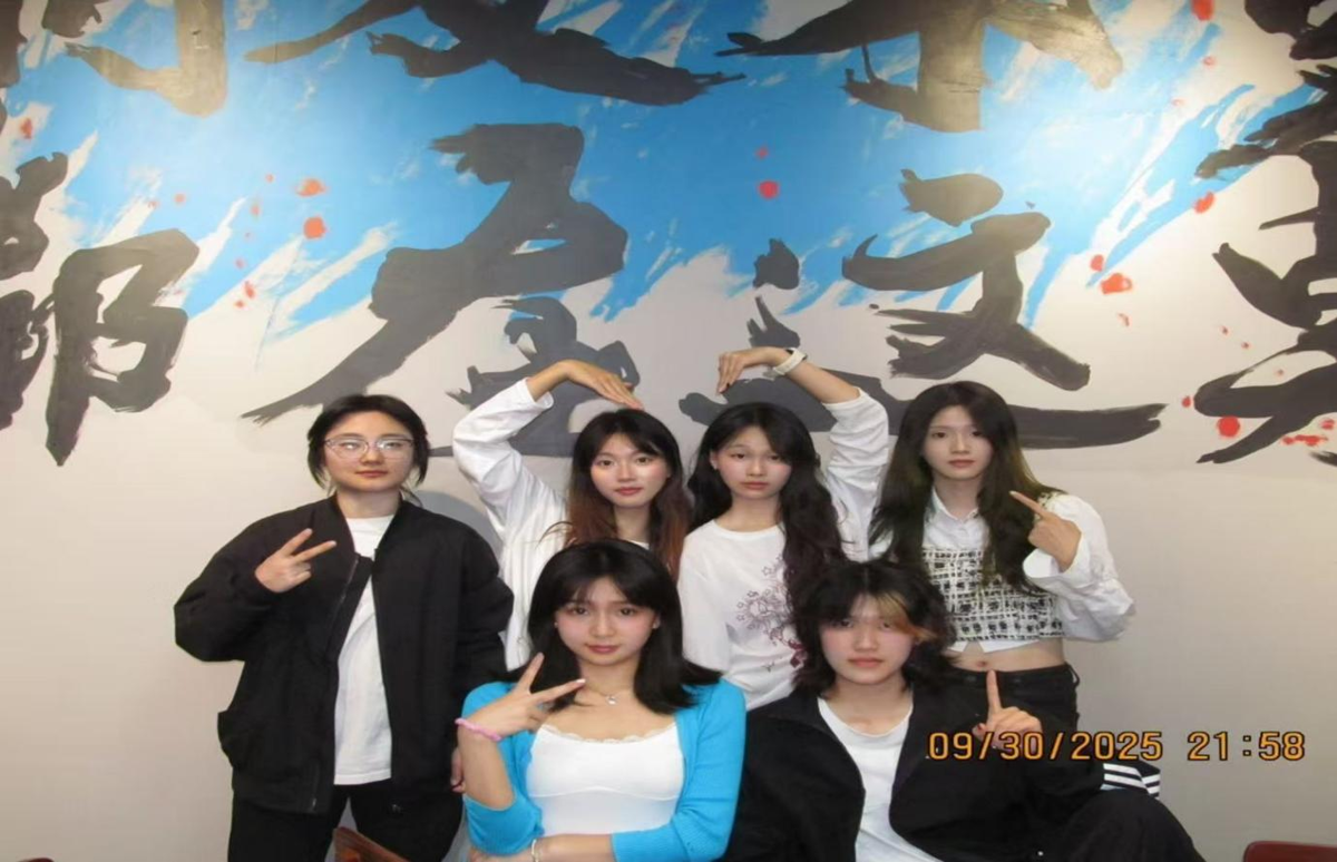 11e6bb5a68cc4b3d9d7147b55cbf2925.png